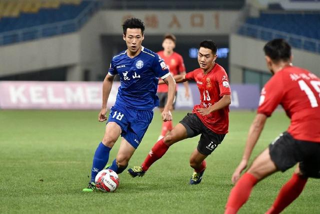 约基奇35+16爱德华兹30+8+8 掘金险胜森林狼